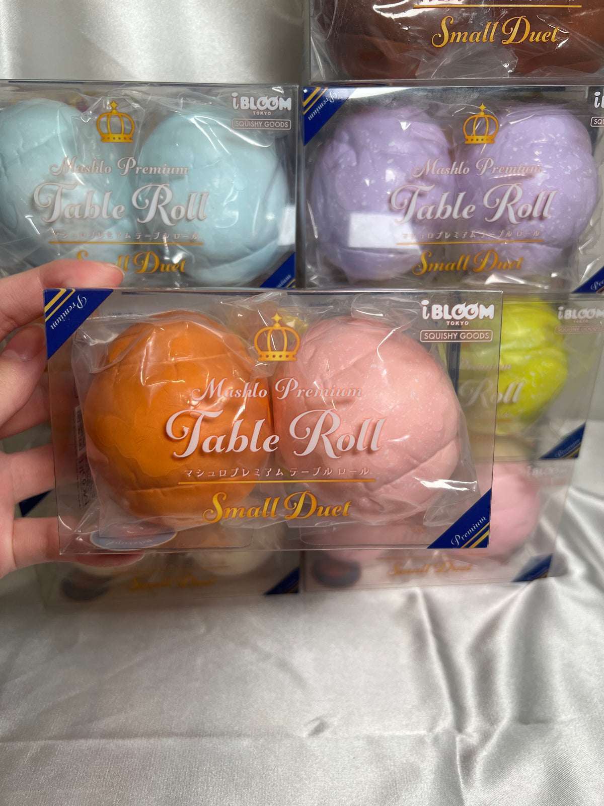 iBLOOM Butter and Strawberry Roll Small Duet bread squishy