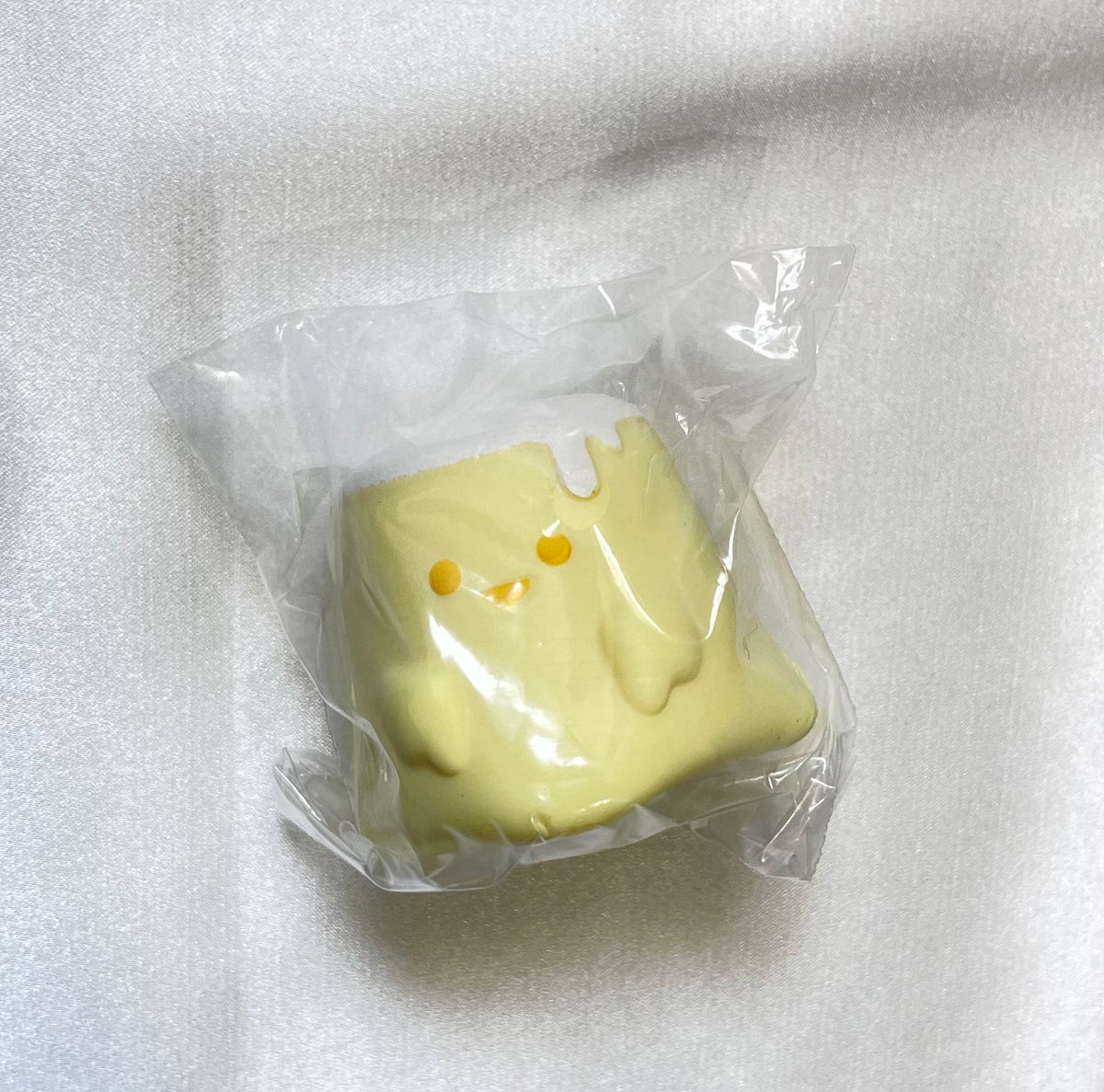 iBLOOM Cream Pudding Ghost cream scented squishy