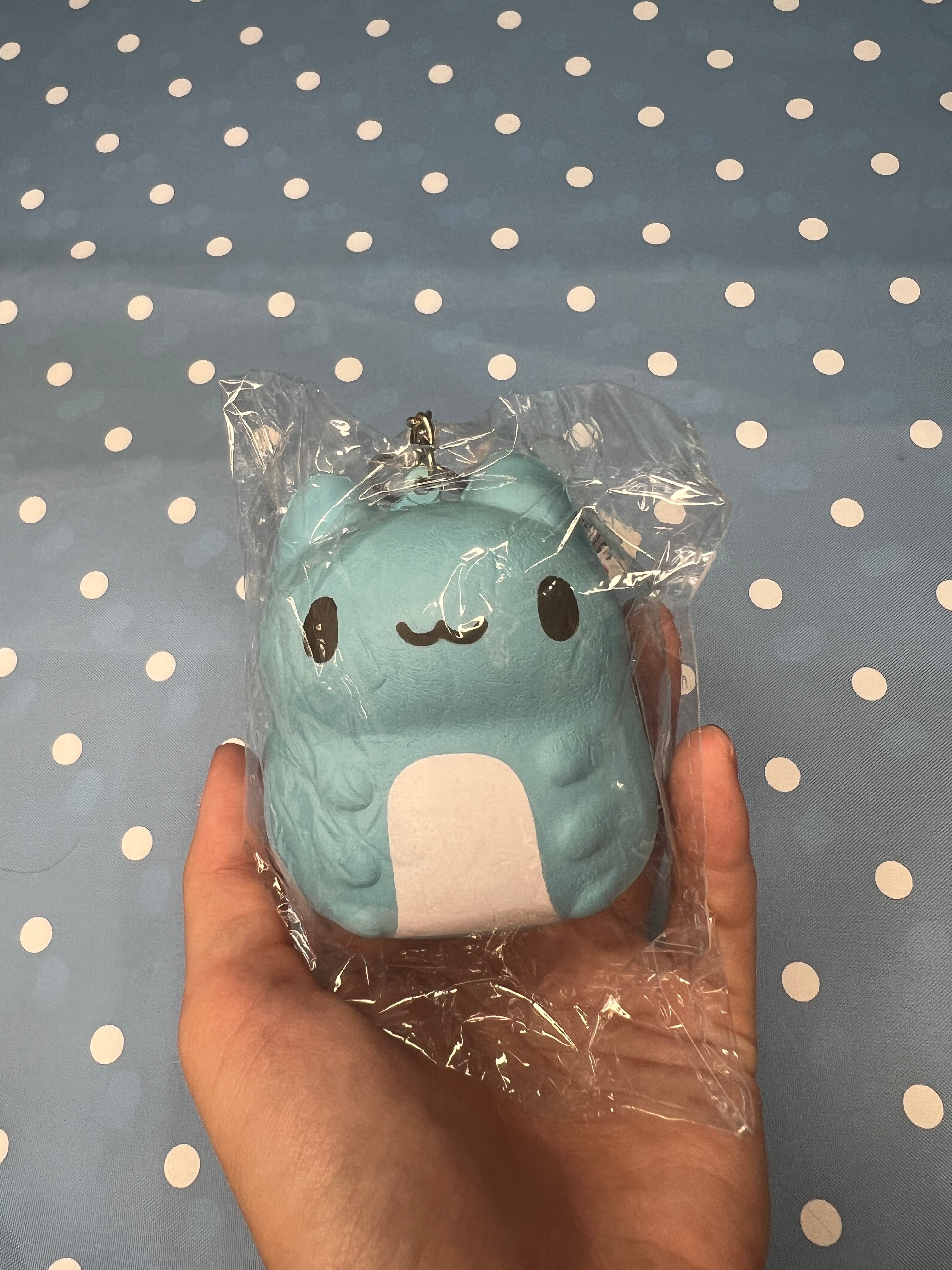 Rare Bugcat Capoo squishy keychain CP0147 slow rising PU foam collectible