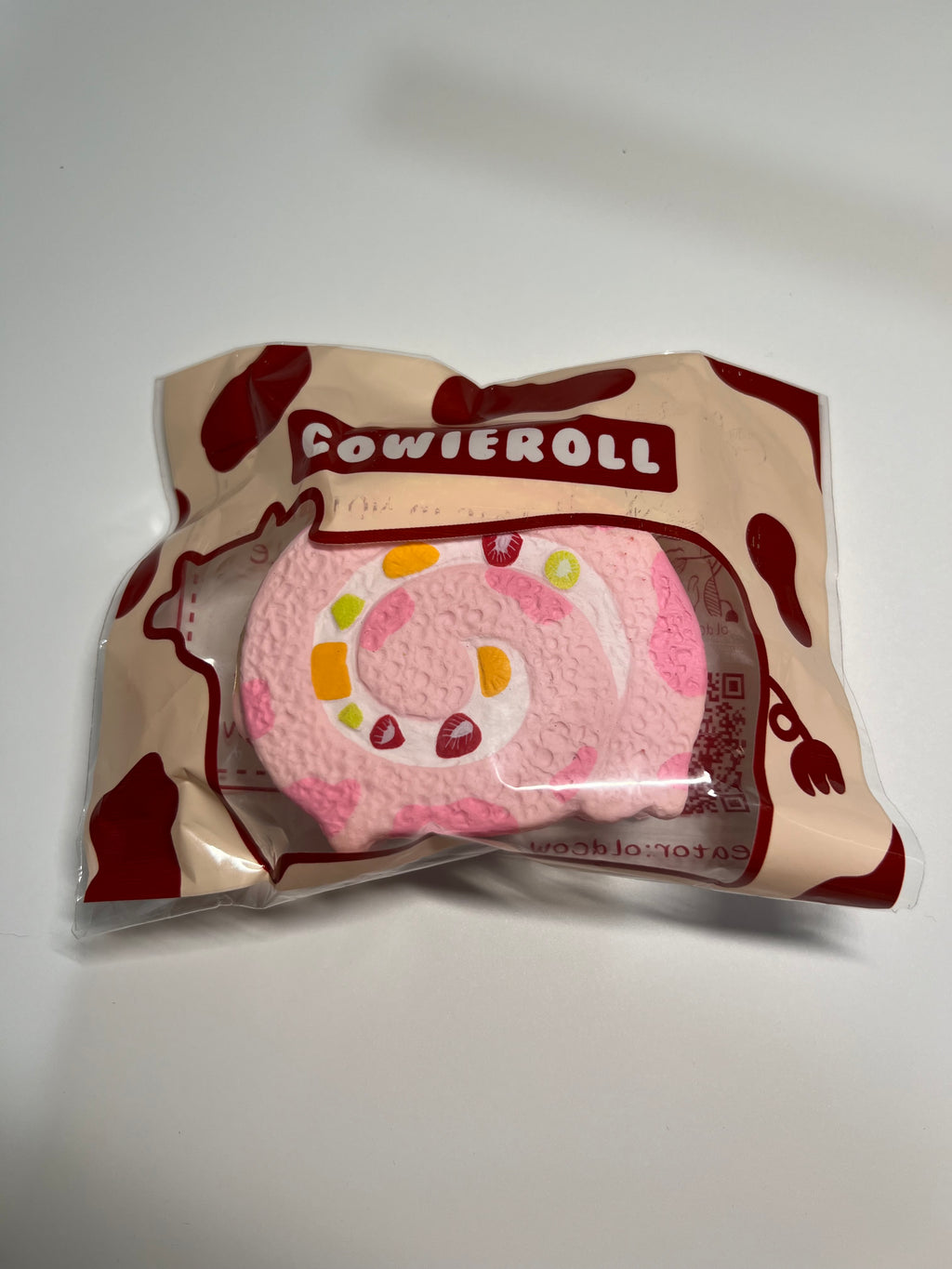 Cowieroll Cow Swiss Roll Squishy Toy｜Slow Rising Soft Squeeze Toy