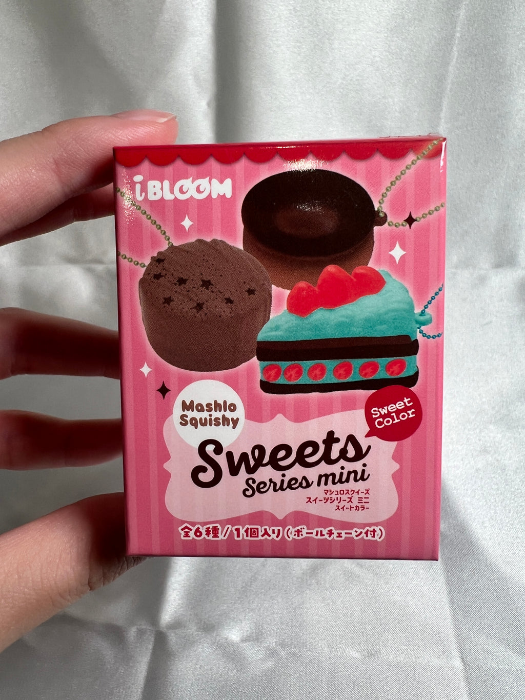 iBLOOM Sweets Series Mini Sweet Color Scented Cake Squishy Blind Box
