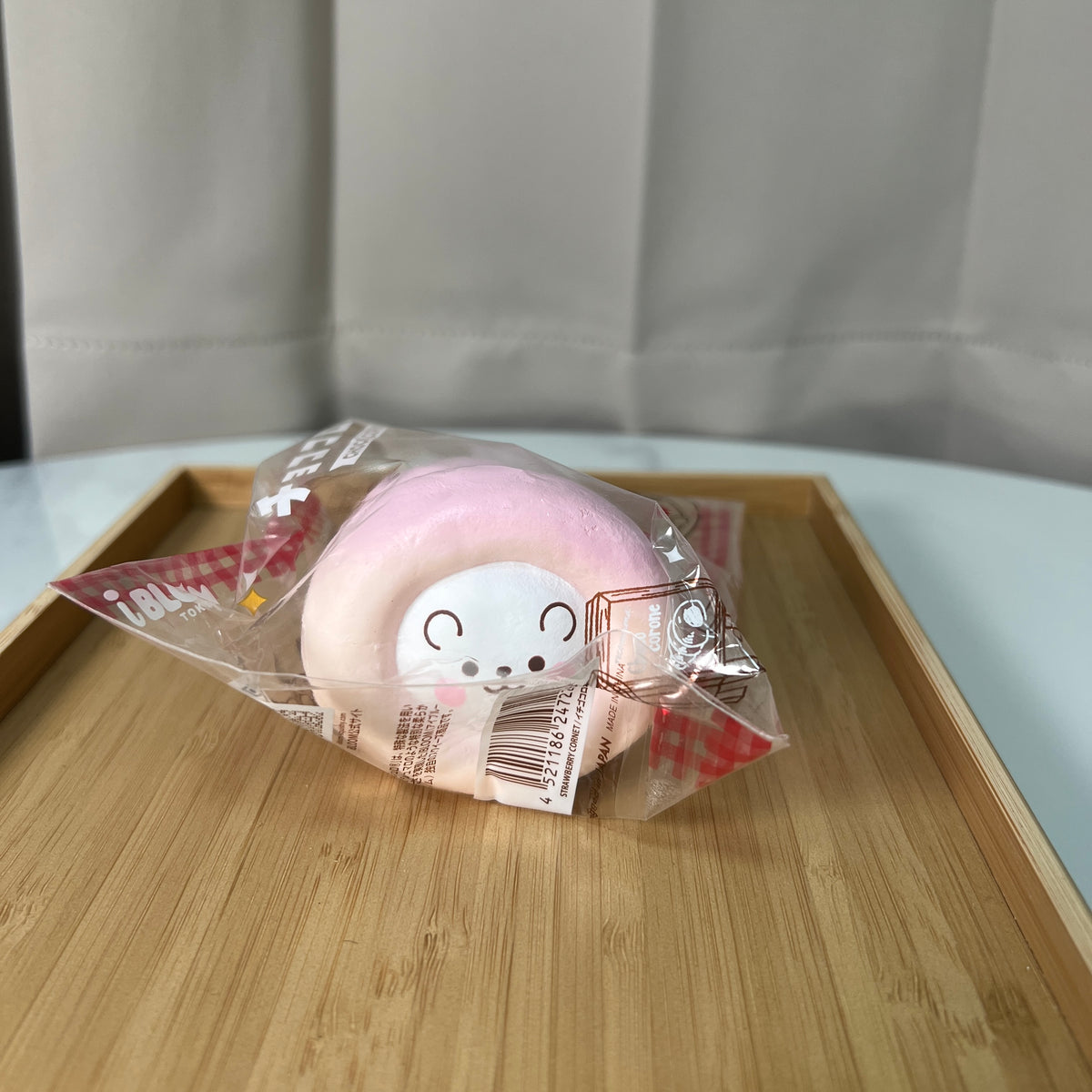i-BLOOM Chocolate Cornet Squishy, scented miniature cornet bread design