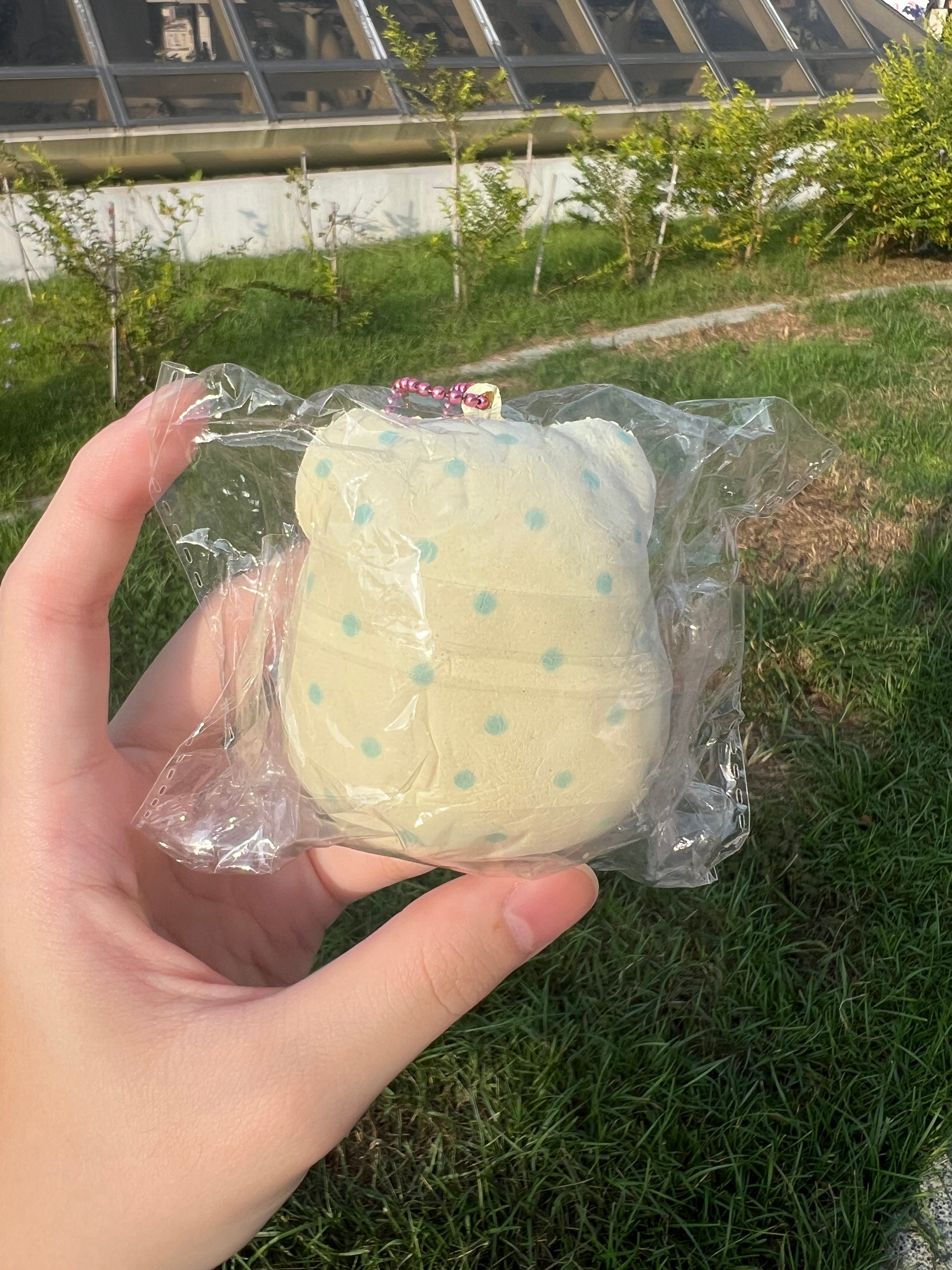 【超稀有收藏品】Sanrio まるもふびより Moppu 毛毯熊 Squishy 軟軟 捏捏 吊飾