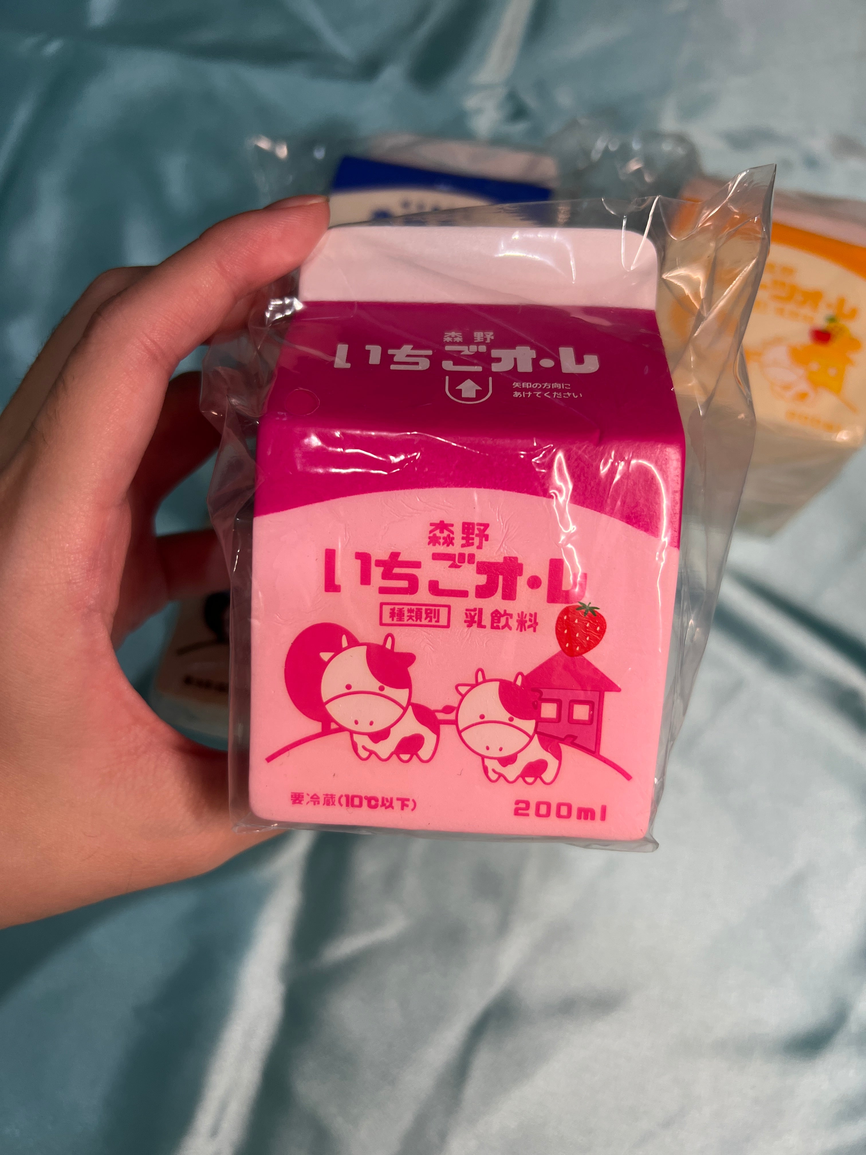 iBLOOM Strawberry Au Lait pink milk carton squishy Lottery Prize