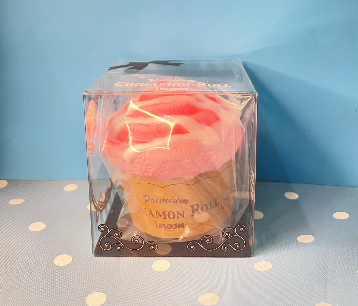 iBLOOM Premium Strawberry Roll Squishy